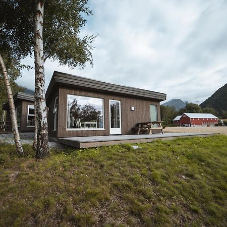Veblungsnes Setnes Feriesenterホステル エクステリア 写真