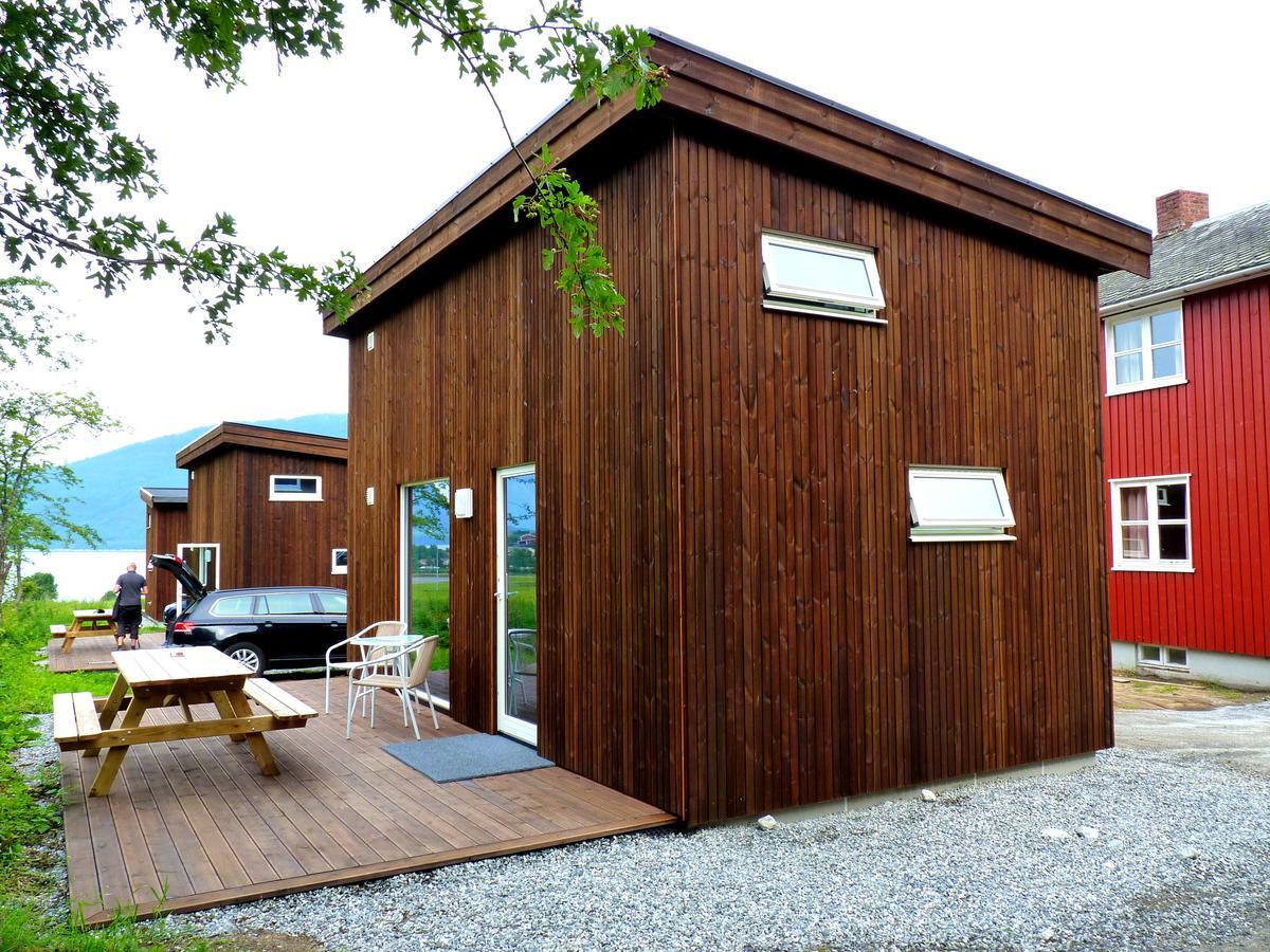 Veblungsnes Setnes Feriesenterホステル エクステリア 写真